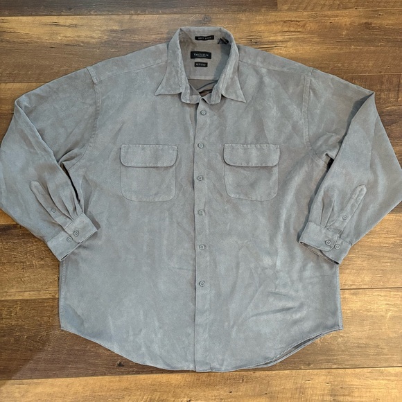 Van Heusen Men’s Soft Suede Gray Button Up Shirt - Picture 1 of 9